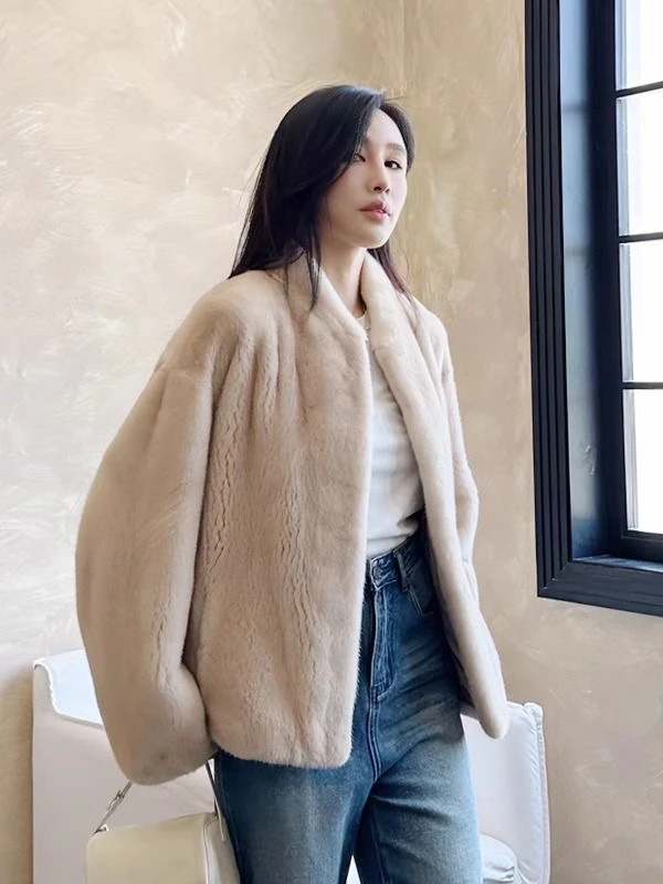 新款女士上衣(直播间为准)