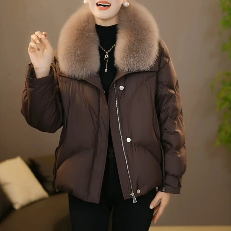 韩系温柔风大毛领羽绒服2025冬新款蓬松版型出街气质温柔松弛外套