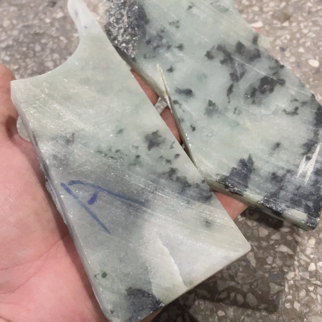 特***星颈饰未镶嵌翡翠翡翠