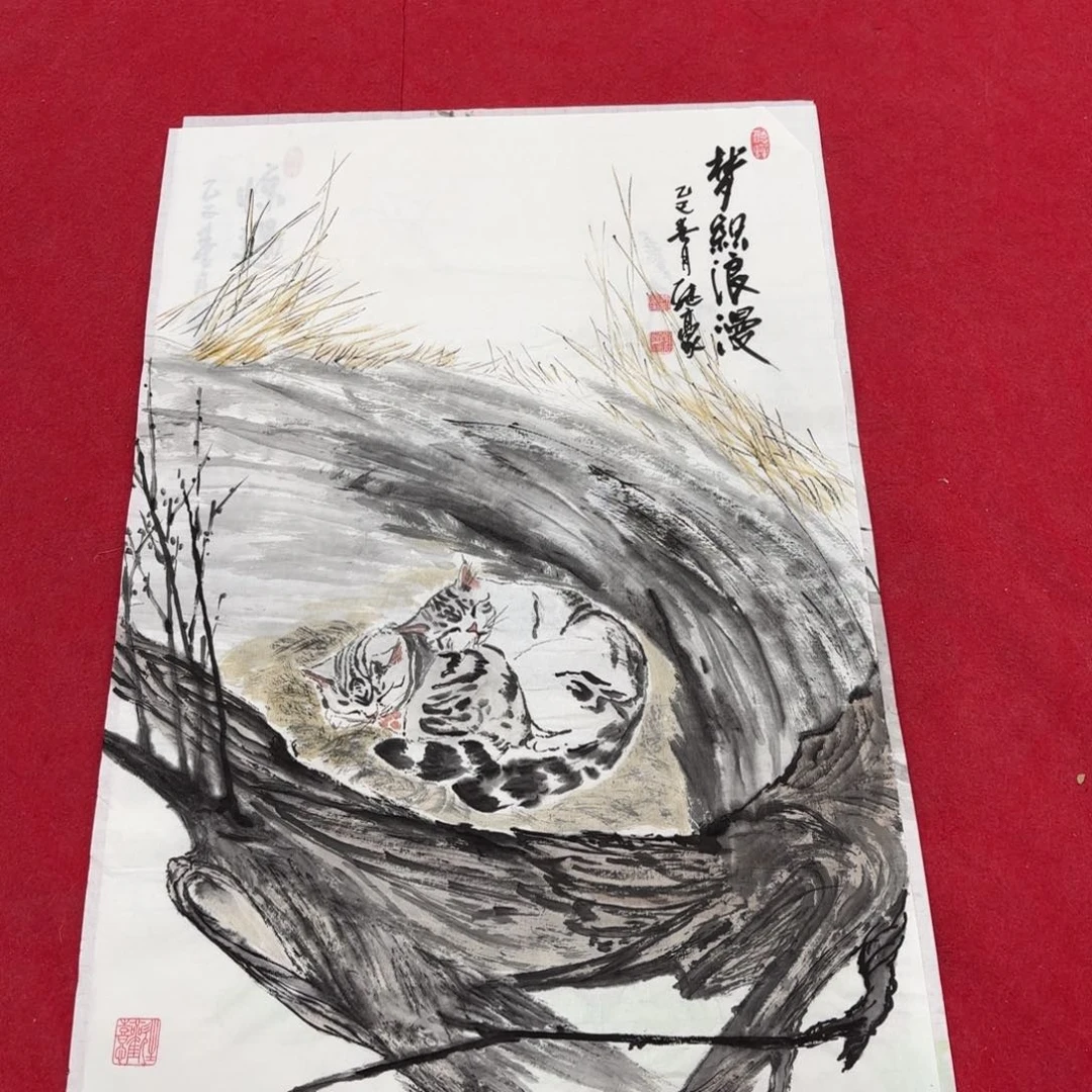 国画花鸟等图案为一体而