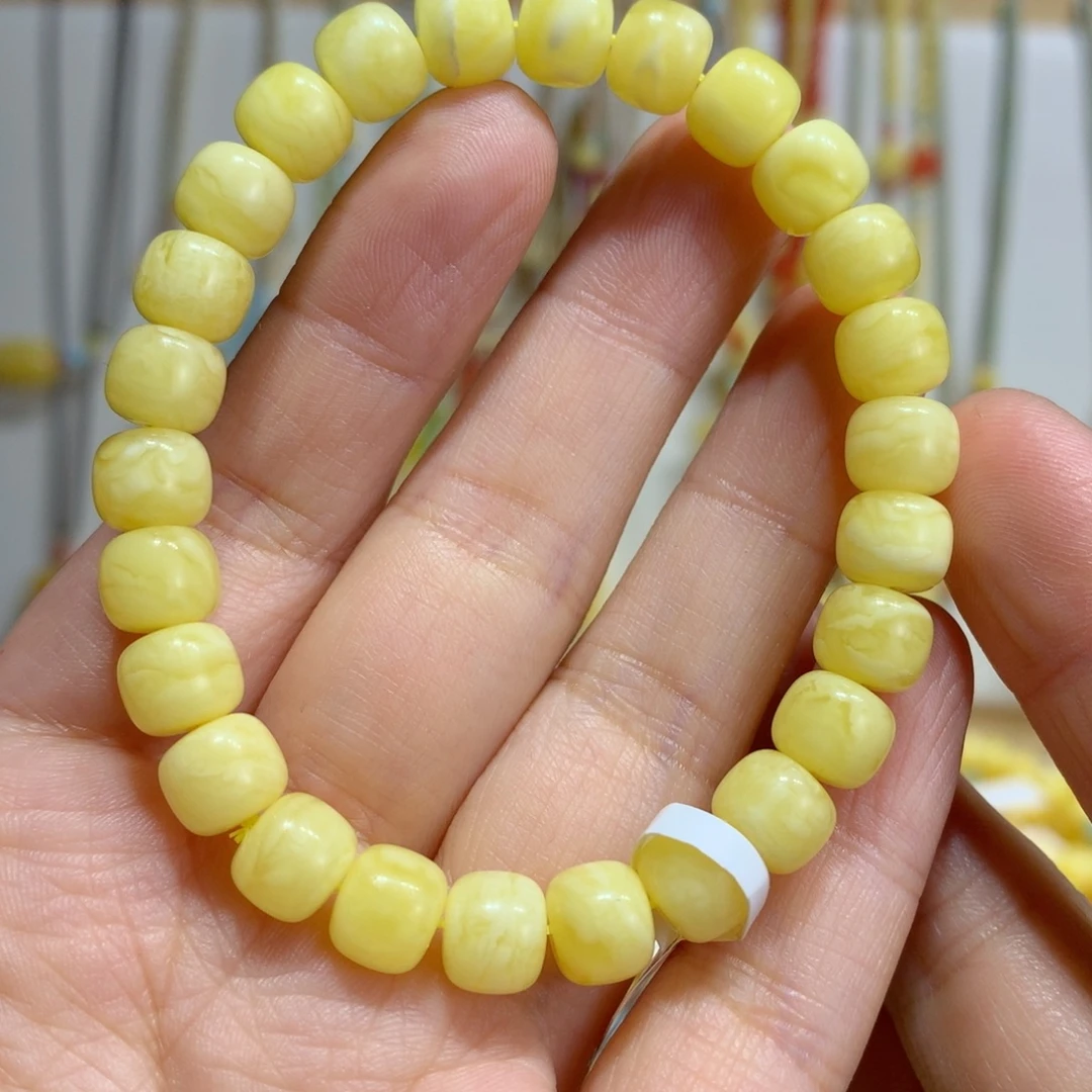 蜜蜡未镶嵌手链8mm