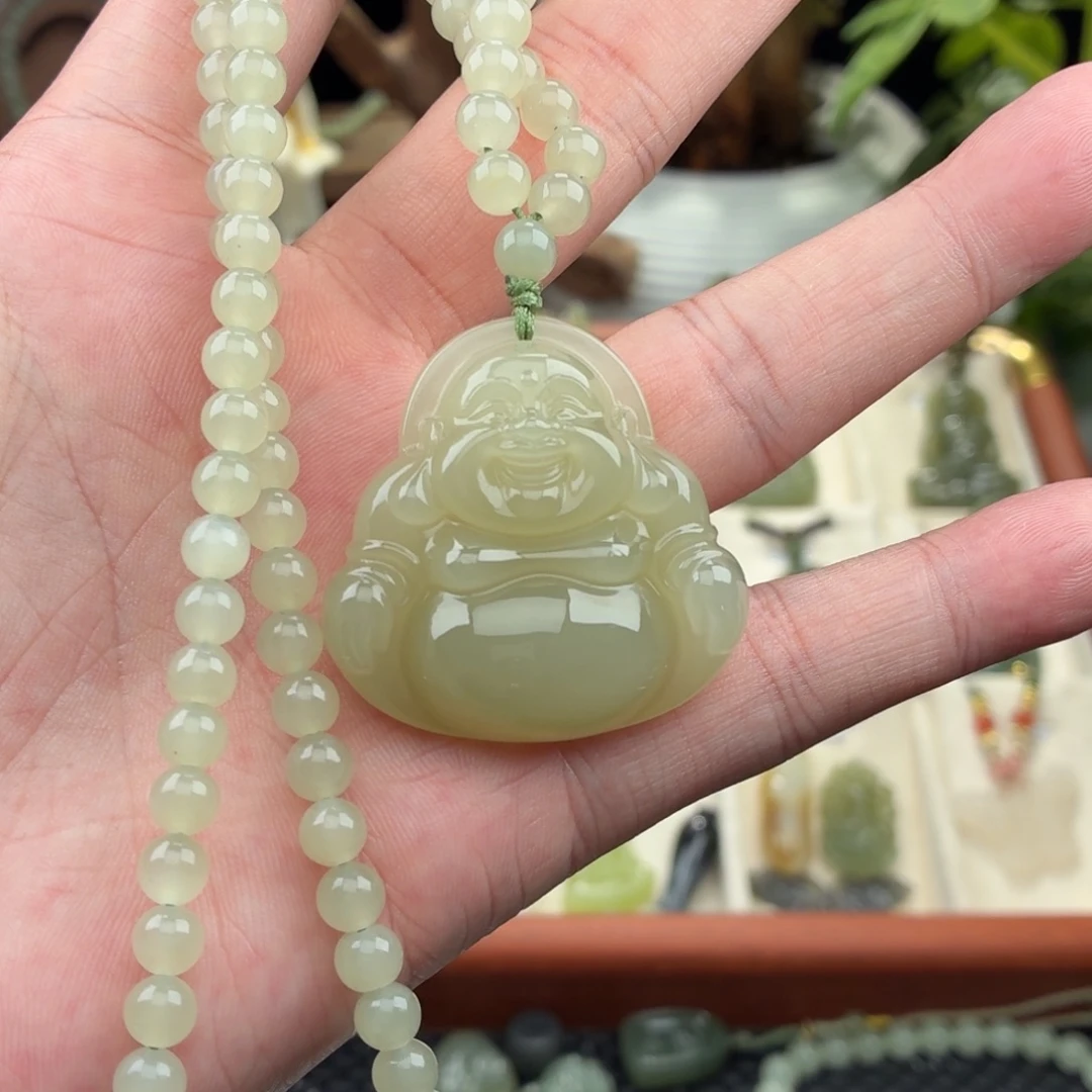 和田玉未镶嵌颈饰