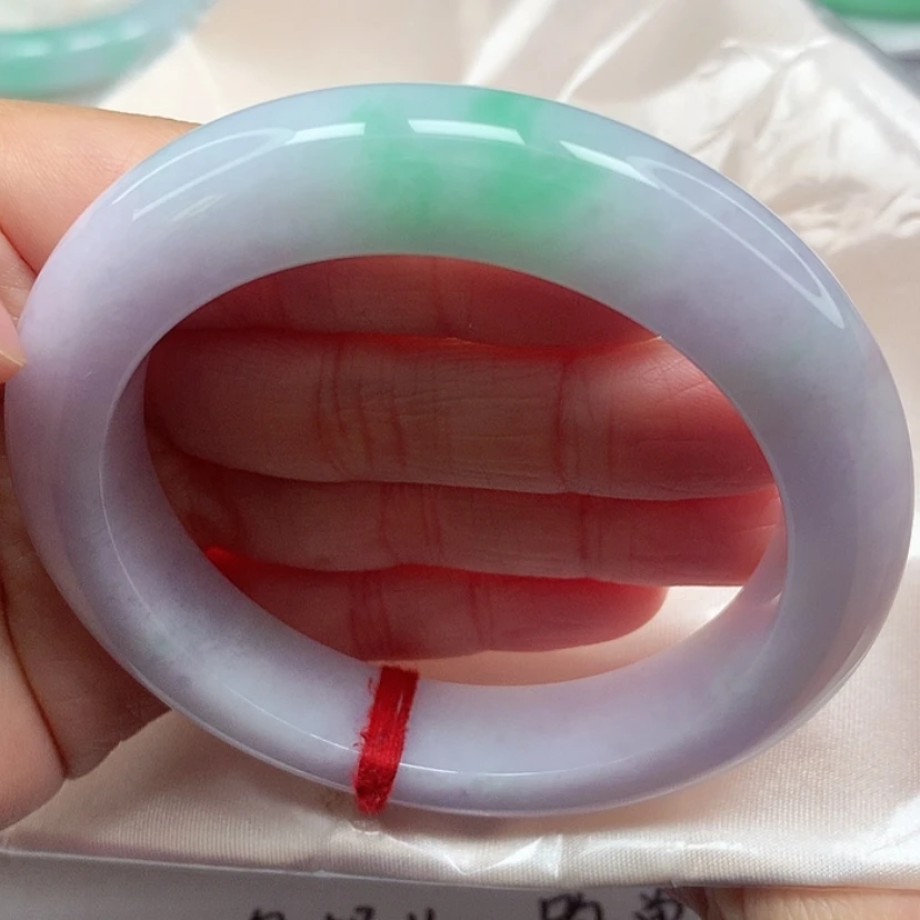 【闪购商品】翡翠手镯未镶嵌冰润阳绿春彩手镯5657圈10号