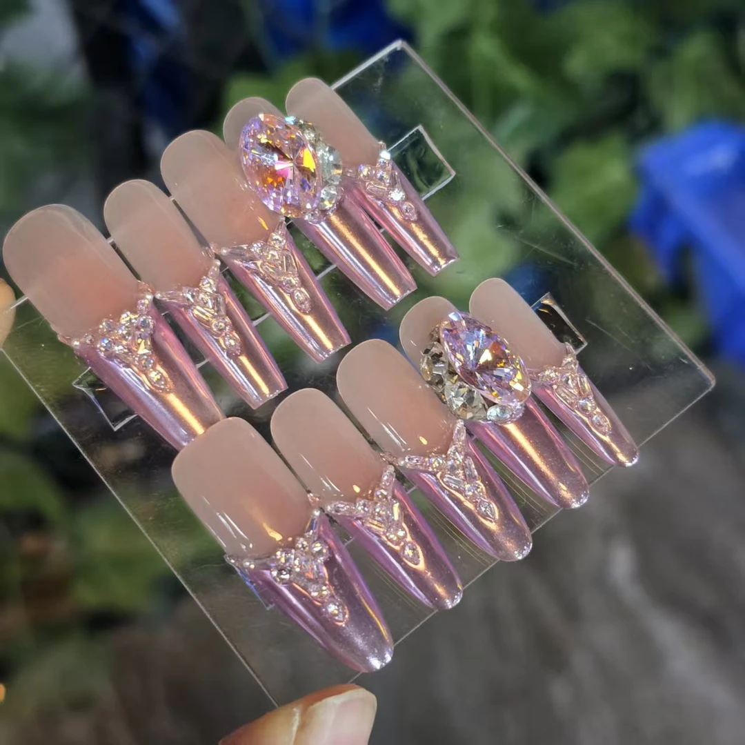 雾中花影丶(烟花切+小钢珠+无缝隙)珠宝级丶手工穿戴甲默认微瑕