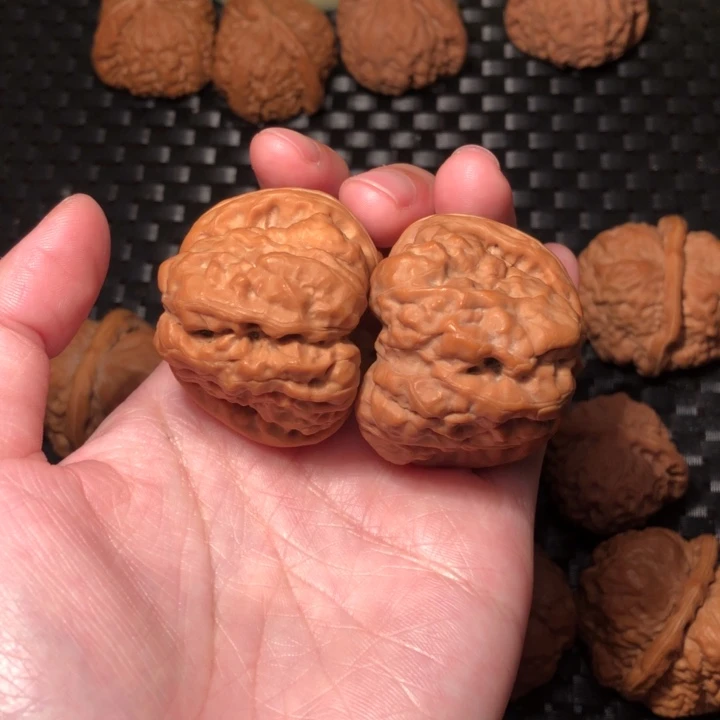 文玩核桃把件精****～四开