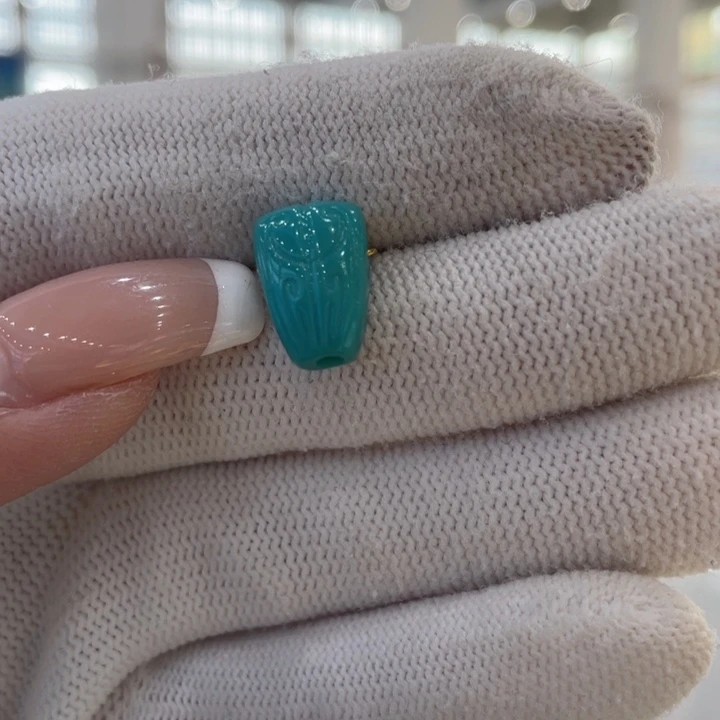 绿松石未镶嵌珠宝奇石9