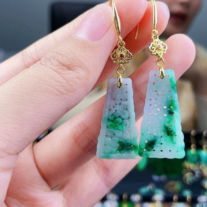 翡翠耳饰未镶嵌饰品