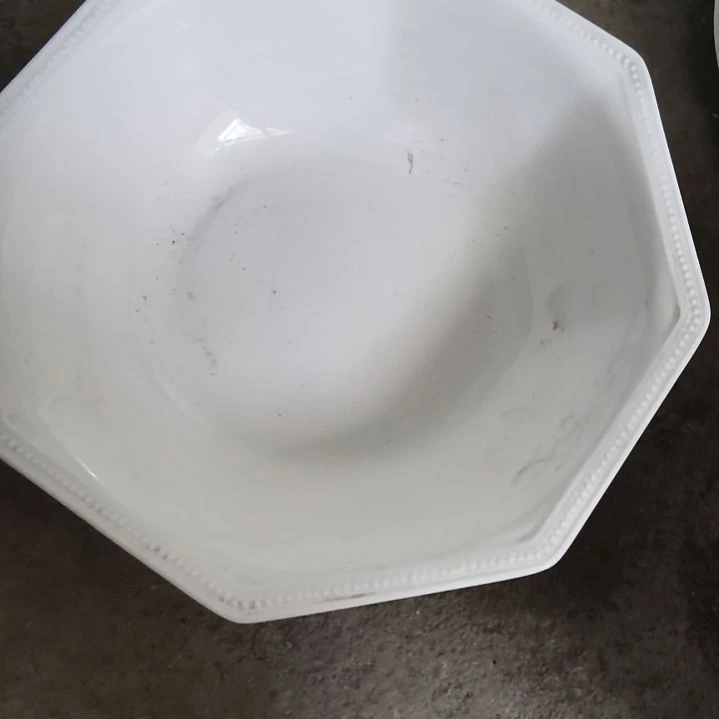 陶瓷盘子碗啥都有