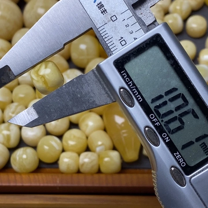 蜜蜡琥珀画未镶嵌