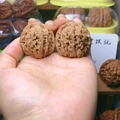 【闪购商品】文玩核桃吊坠四座楼