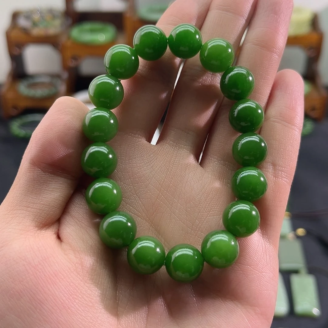 和田玉未镶嵌颈饰碧玉-辣阳绿-12mm手串