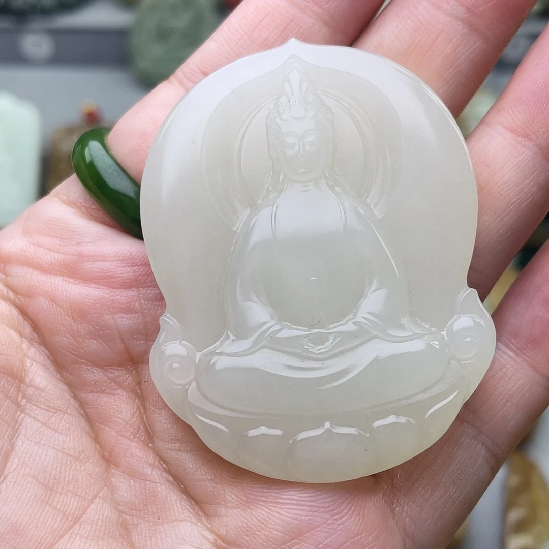 和田玉未镶嵌颈饰