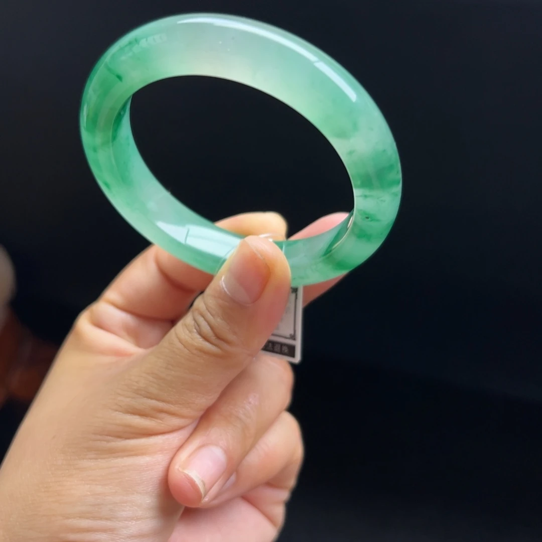 石英质玉未镶嵌手镯非洲翠53