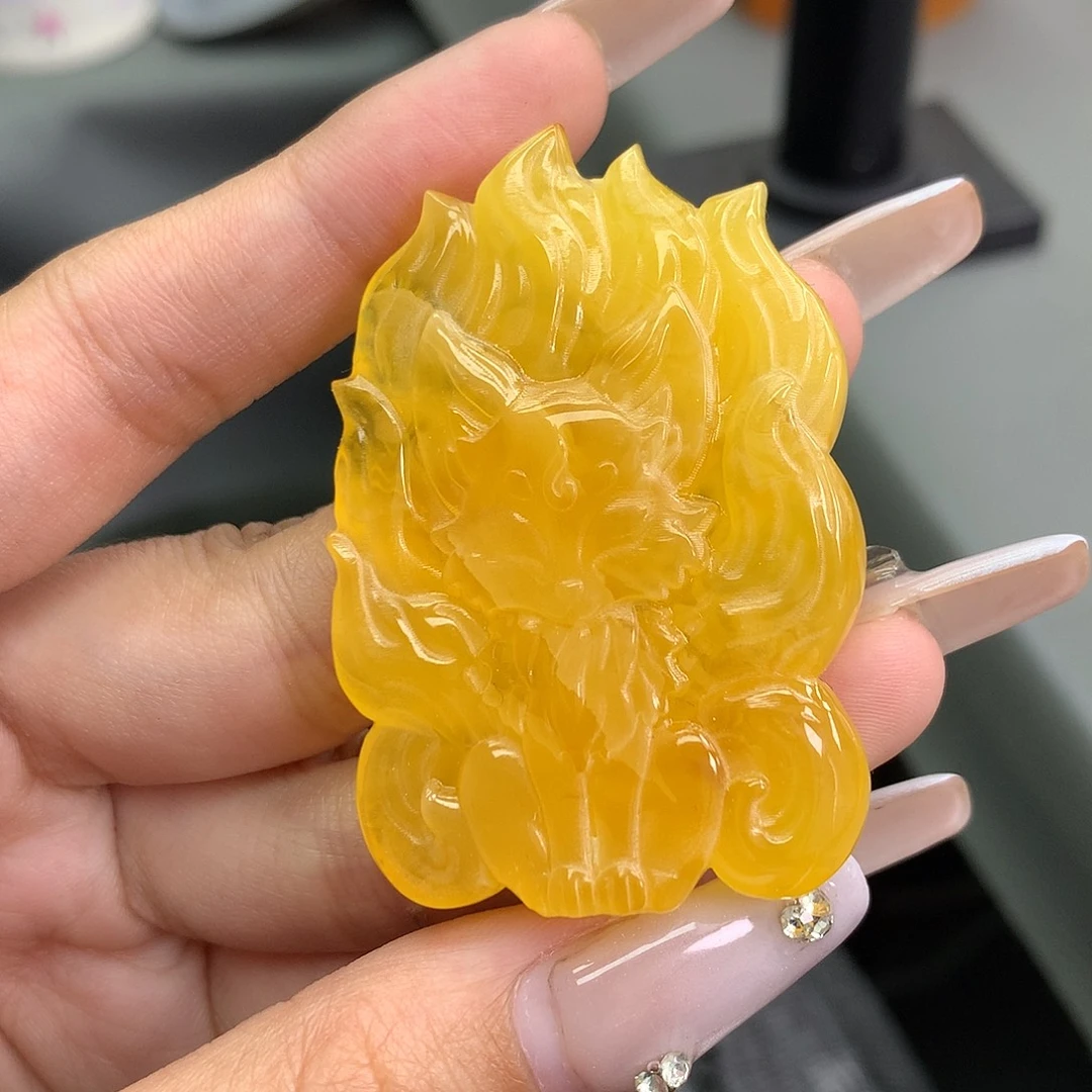 琥珀未镶嵌珠宝奇石52*35*10 凤九