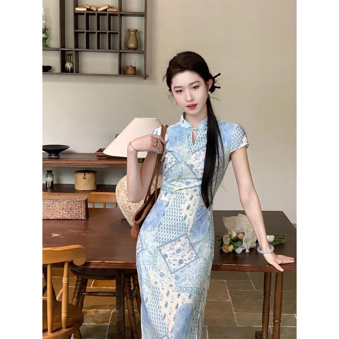 凌茜恣禾【枫岚】国风新中式顺纡皱菱格印花连衣裙温婉优雅气质旗袍