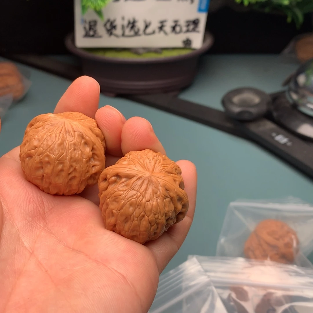 文玩核桃把件铁锤3637