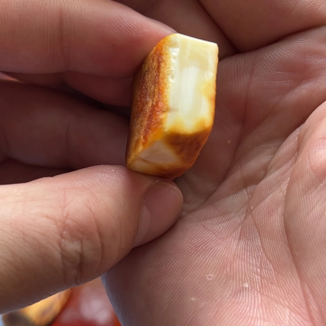 定制琥珀未镶嵌琥珀