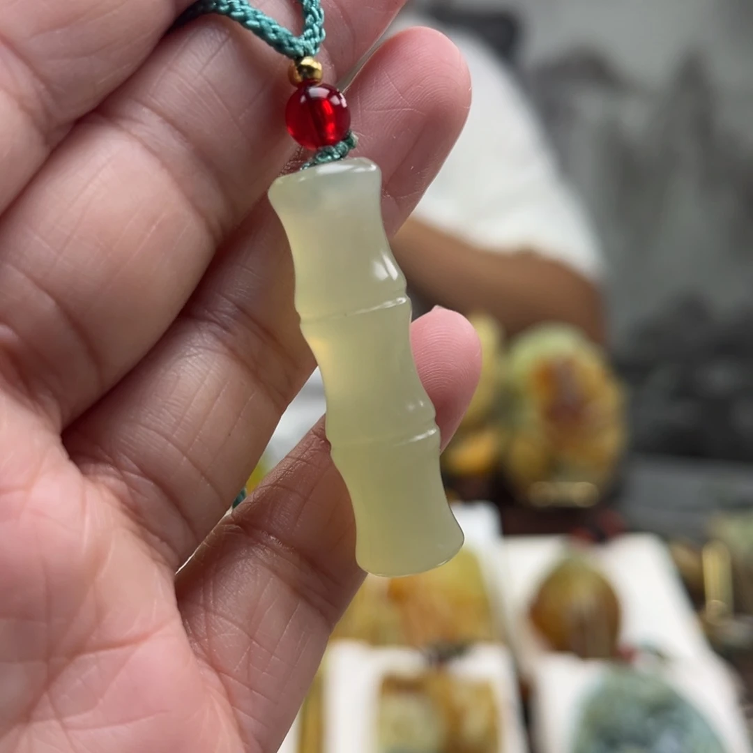 岫玉未镶嵌挂件挂件