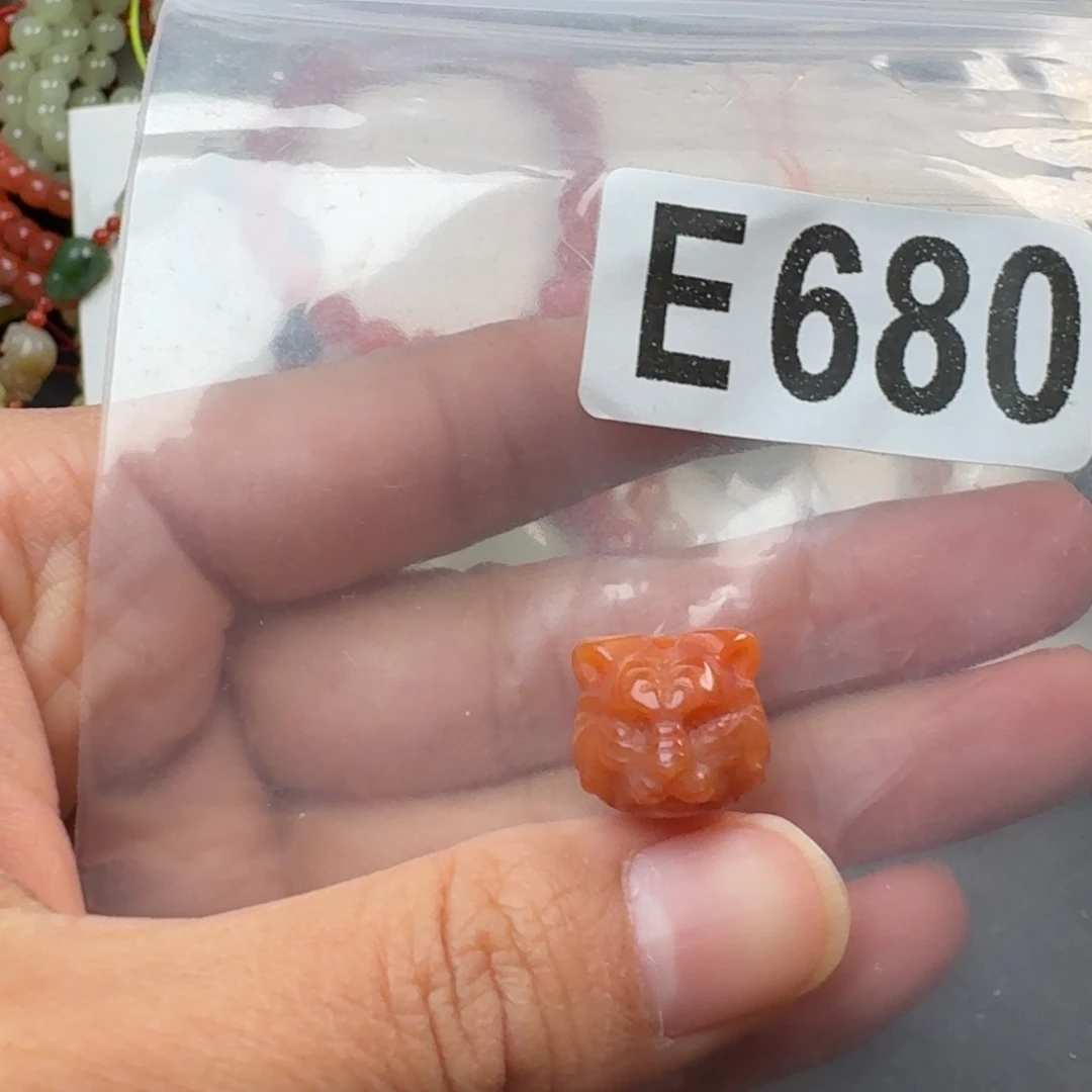 南红玛瑙未镶嵌珠宝奇石