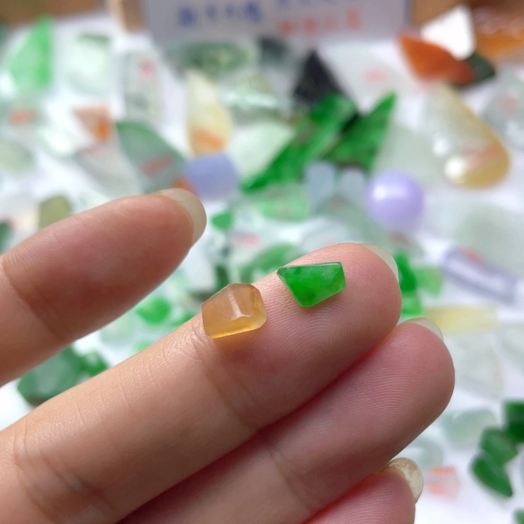 定制翡翠未镶嵌天然缅甸翡翠