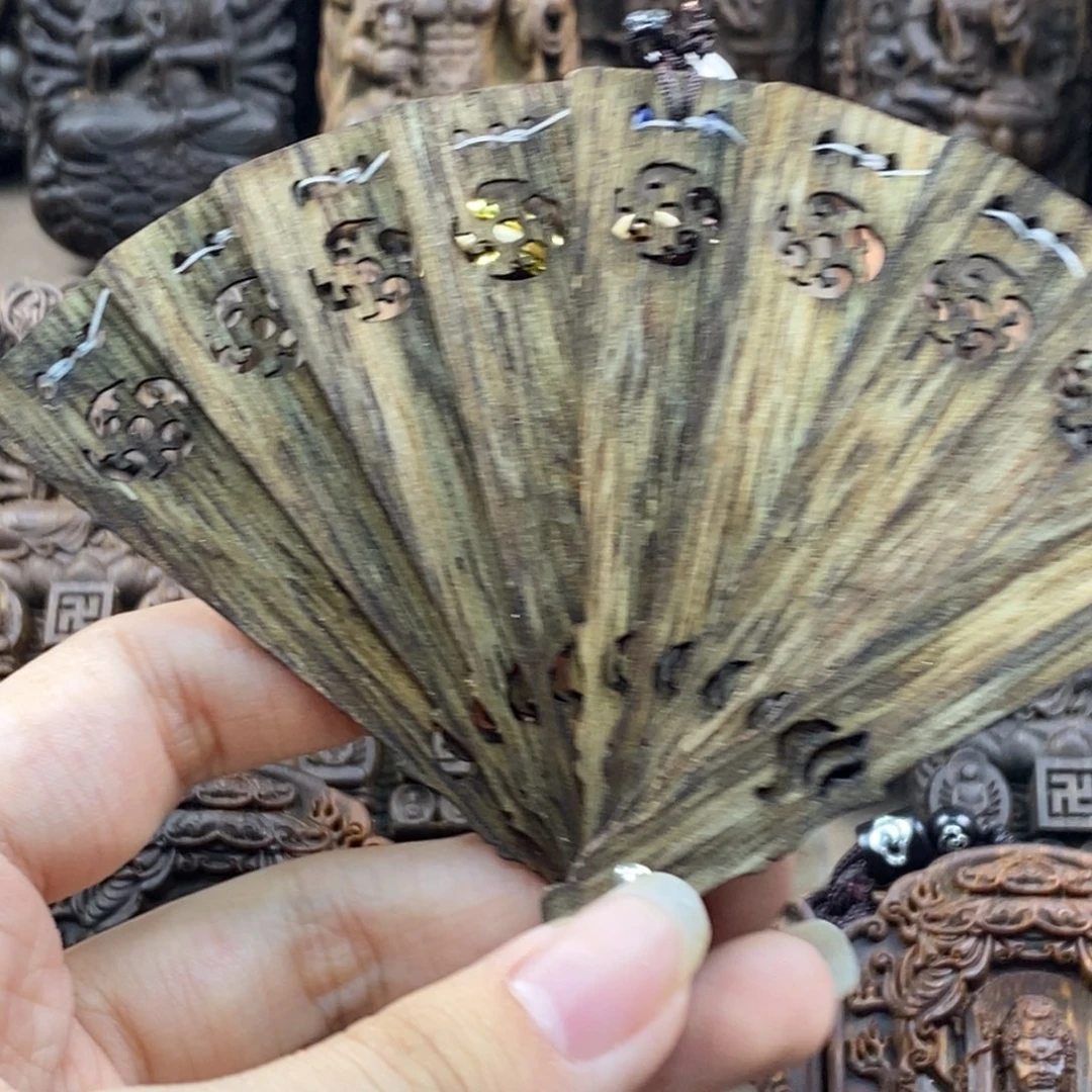 灰***木专拍链接药香味