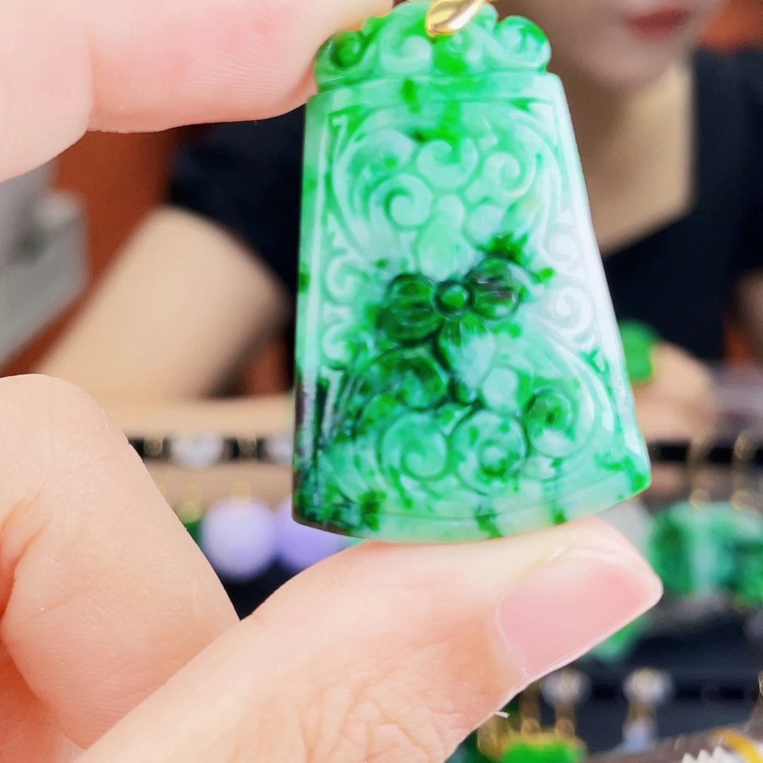 翡翠未镶嵌耳饰饰品