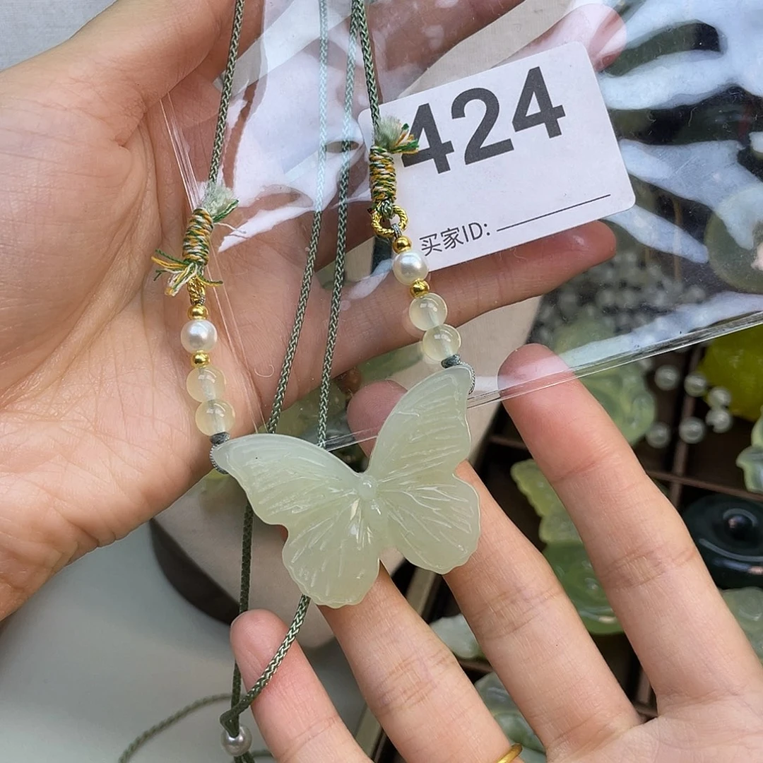 蛇纹石玉未镶嵌项链