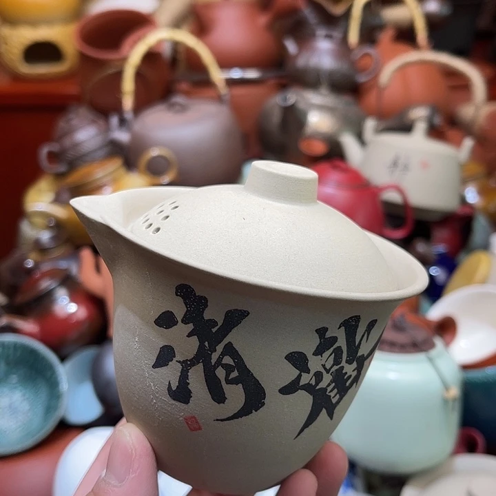 瓷片不想吃啊喂好