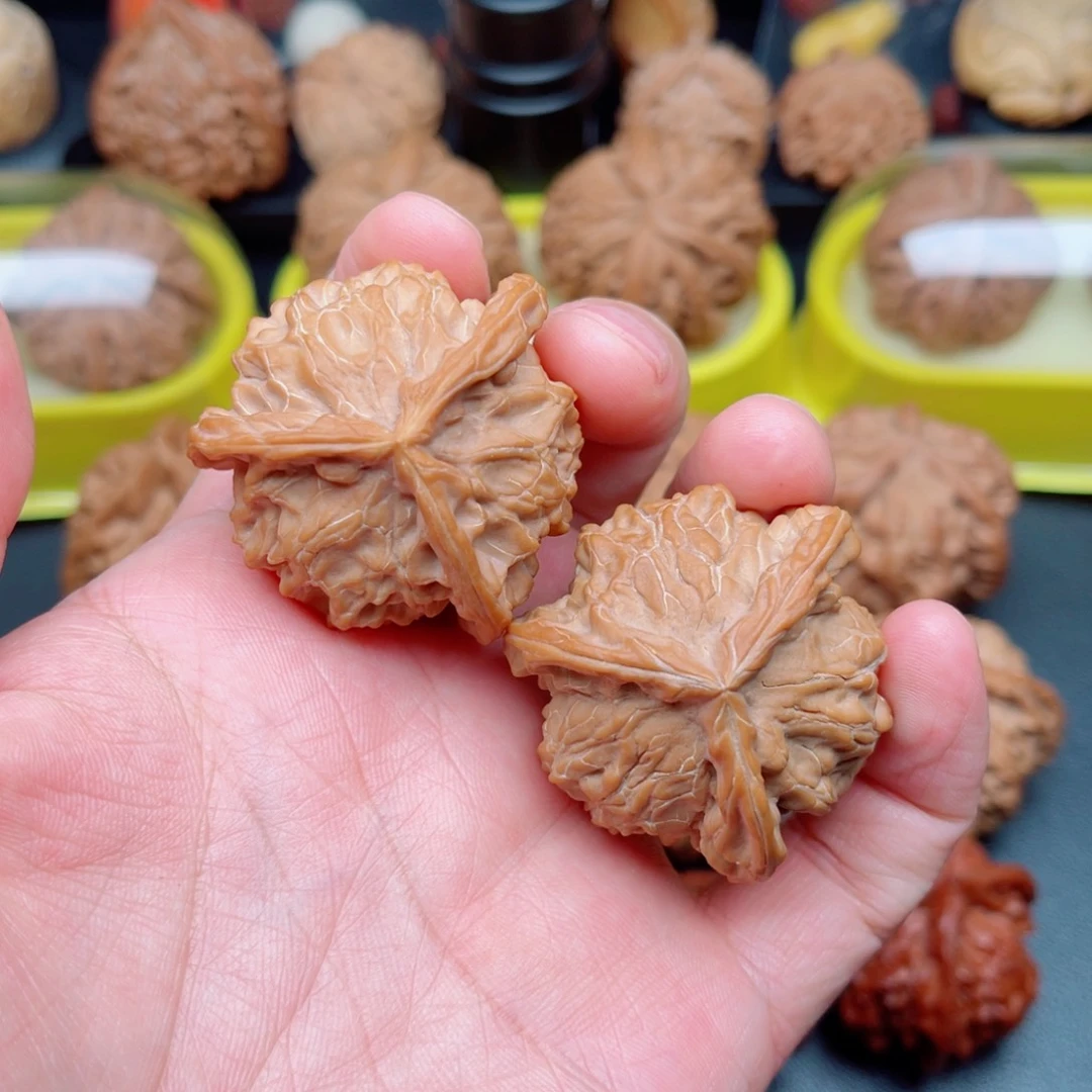 把件文玩核桃盘山三棱40×39×38