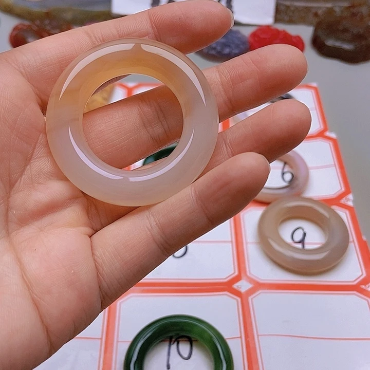 【闪购商品】未镶嵌玛瑙/玉髓珠宝半成品起**了