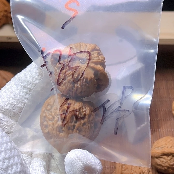 文玩核桃吊坠S七步沟公子帽
