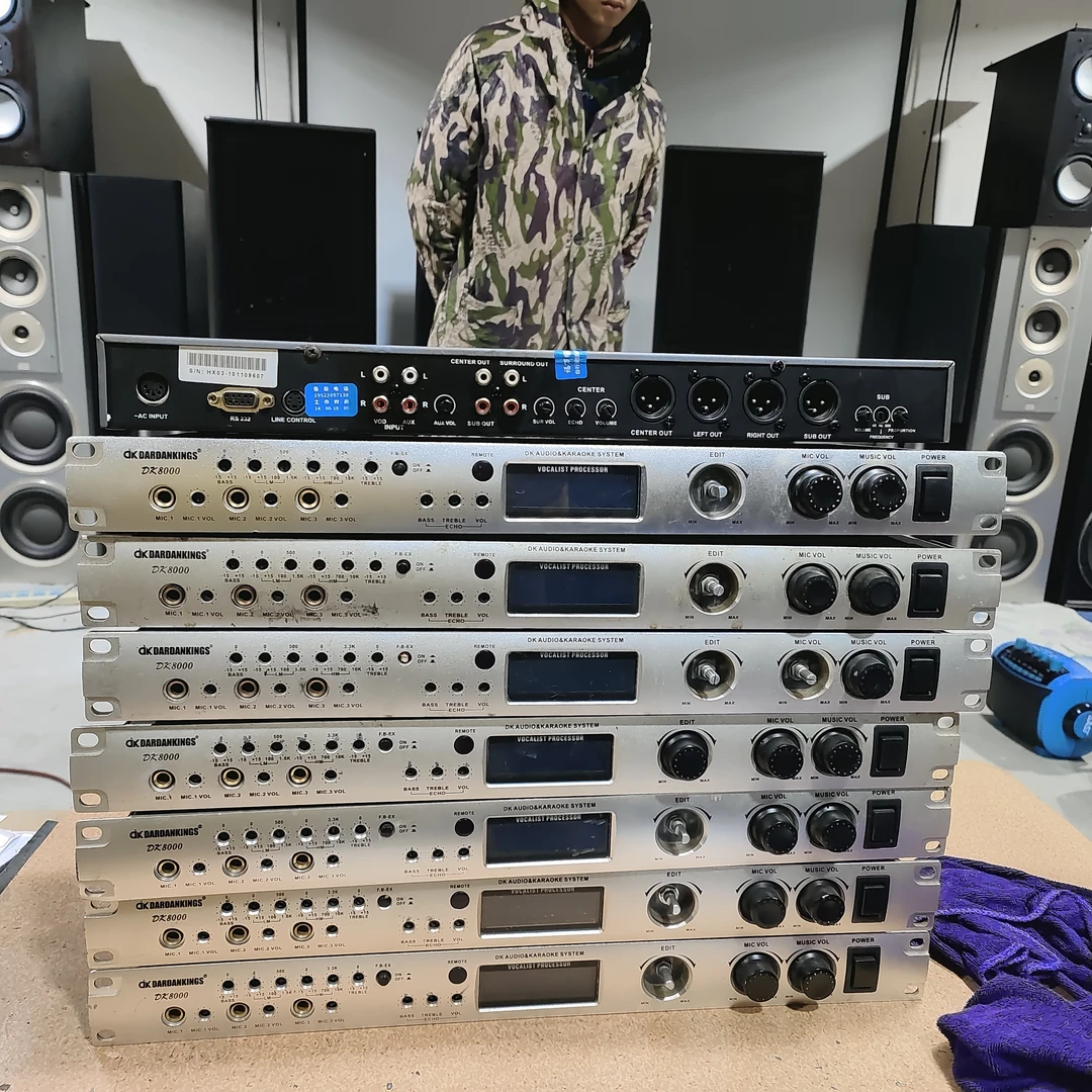 8新 CAV 二手DK效果器一台，随机发货，坏的，需维修，不带线材