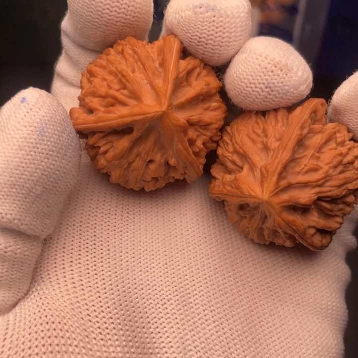 吊坠文玩核桃文山