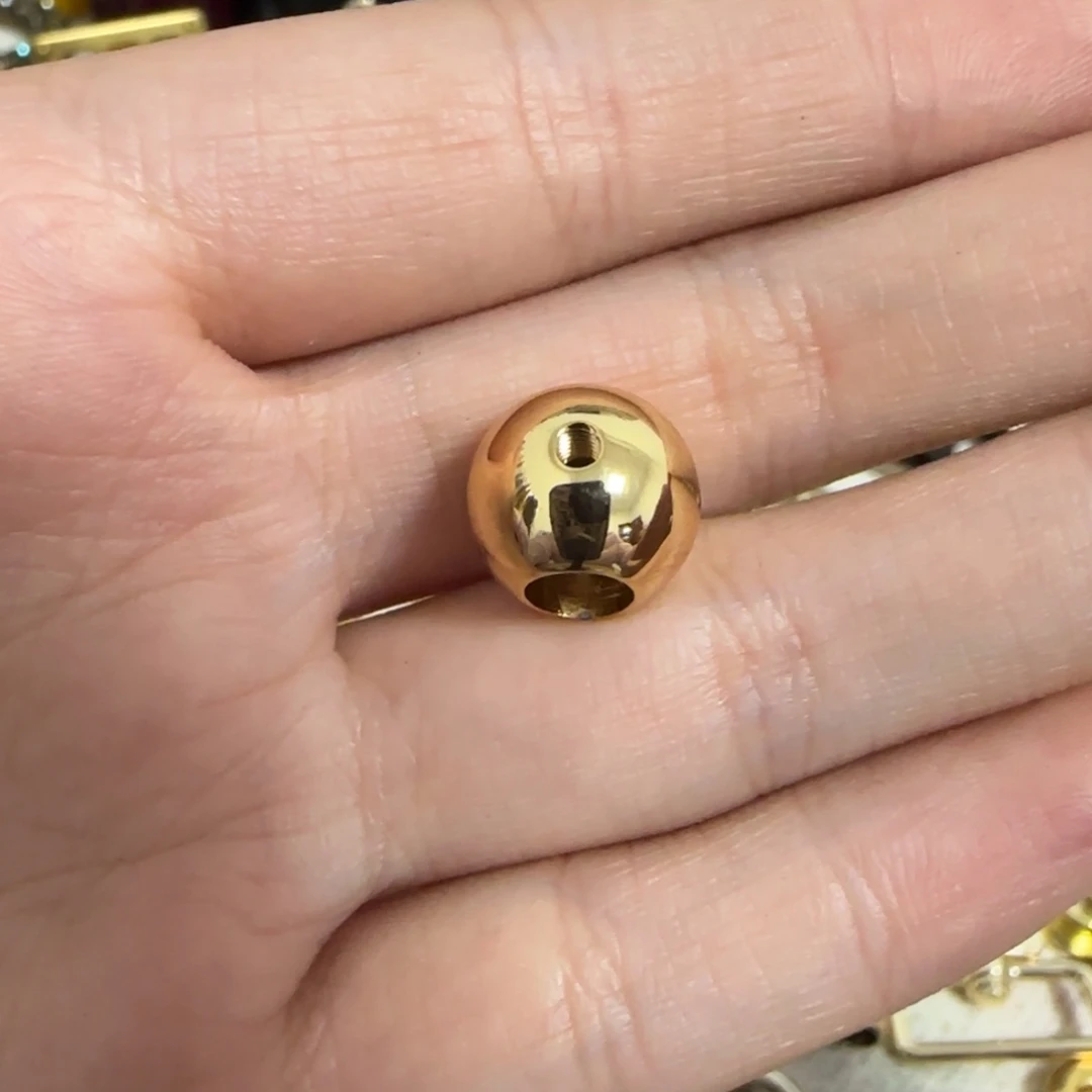 5毫米螺丝堵头7元10个.满30元发货