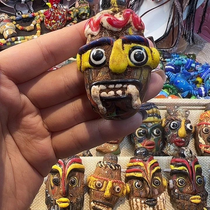 玻璃颈饰老琉璃娃娃