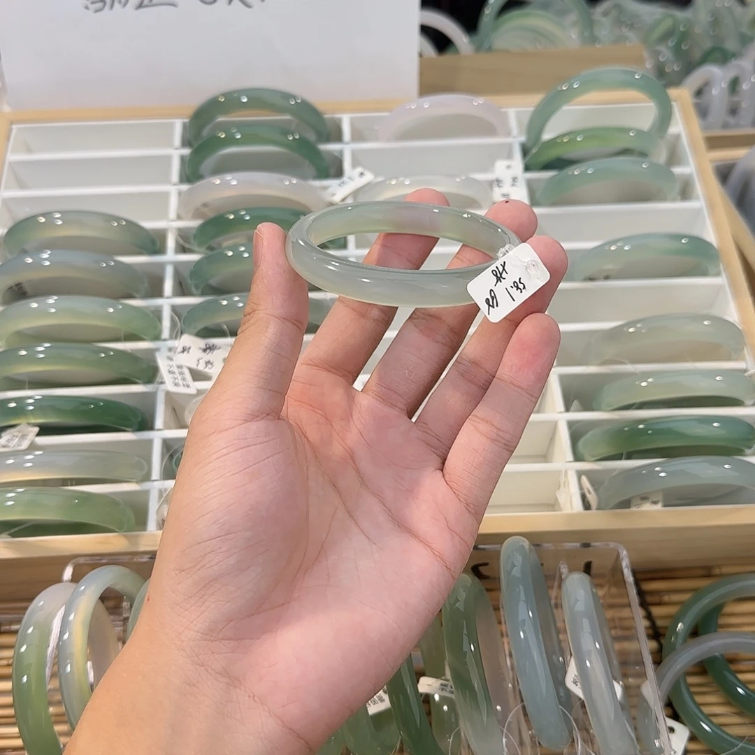 手镯玛瑙/玉髓未镶嵌圈口58.1