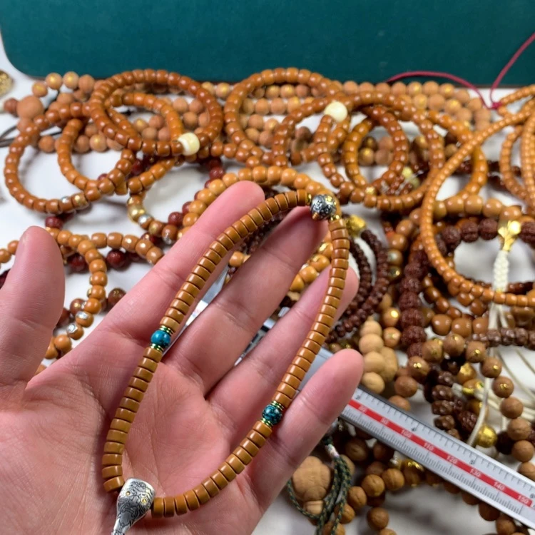 【闪购商品】橄榄核吊坠14255858586868