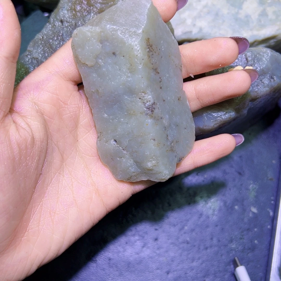 和田玉（糖玉）未镶嵌珠宝半成品