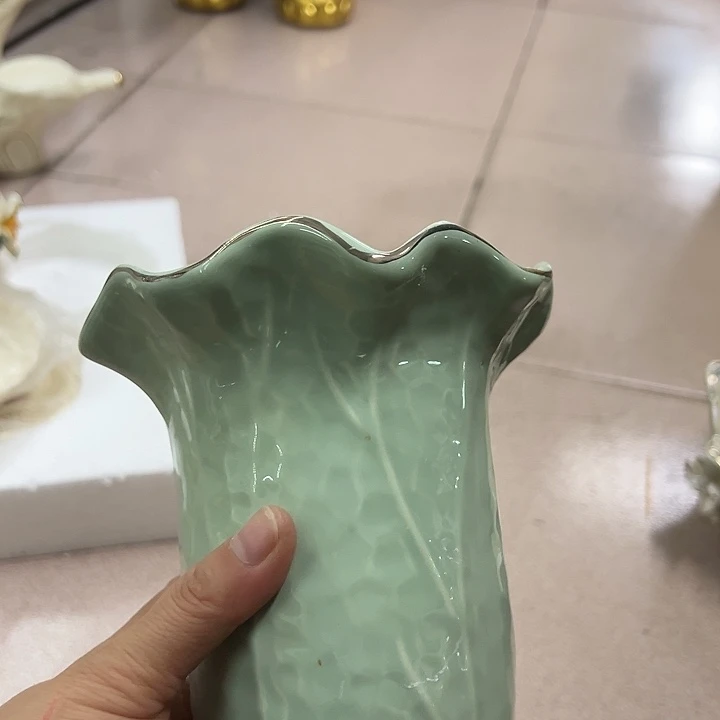 陶瓷瑕。。。。。。。。。。。。。。