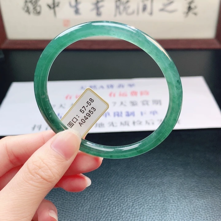 翡翠未镶嵌手镯翡翠手镯51