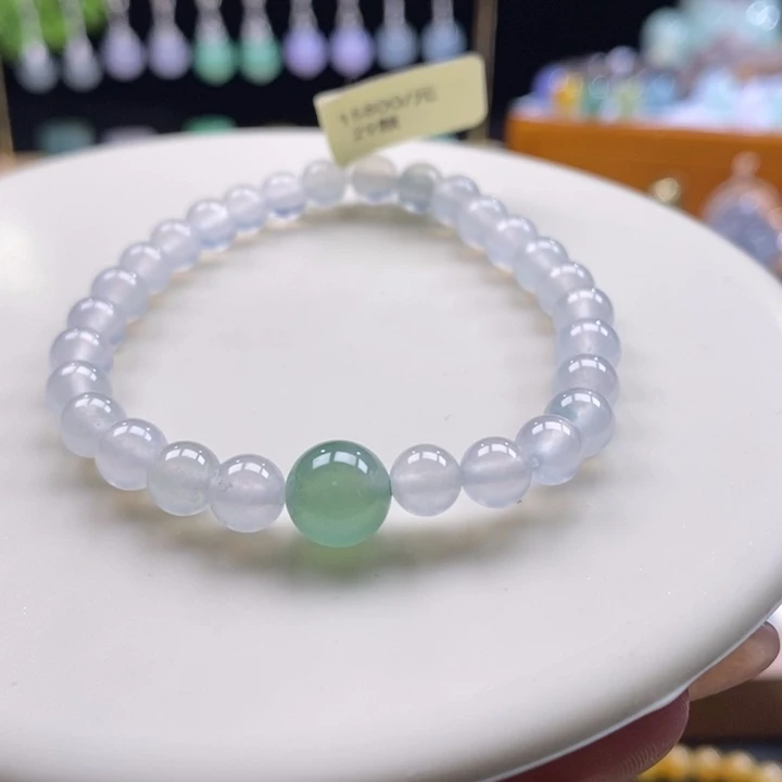 翡翠颈饰未镶嵌翡翠冰手串