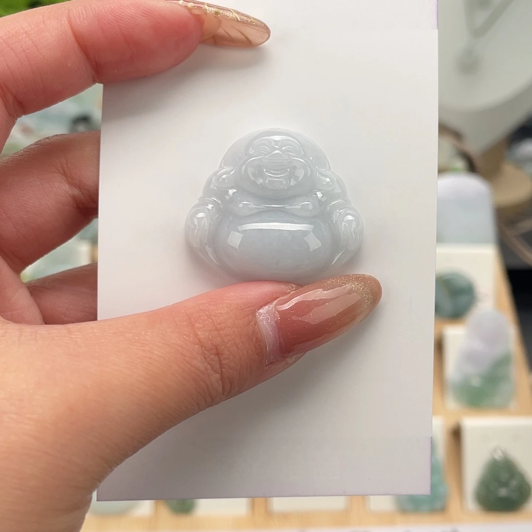 翡翠未镶嵌颈饰佛公