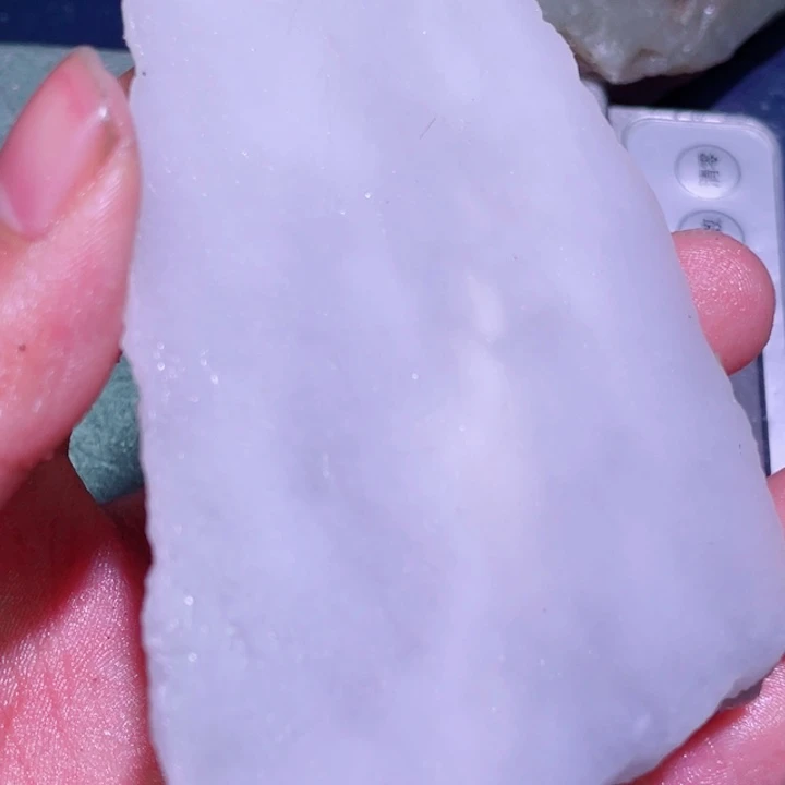 和田玉（糖玉）未镶嵌珠宝半成品