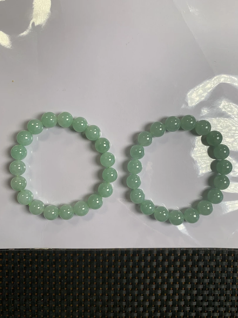 翡翠A货绿手串多样性发货，发一件657