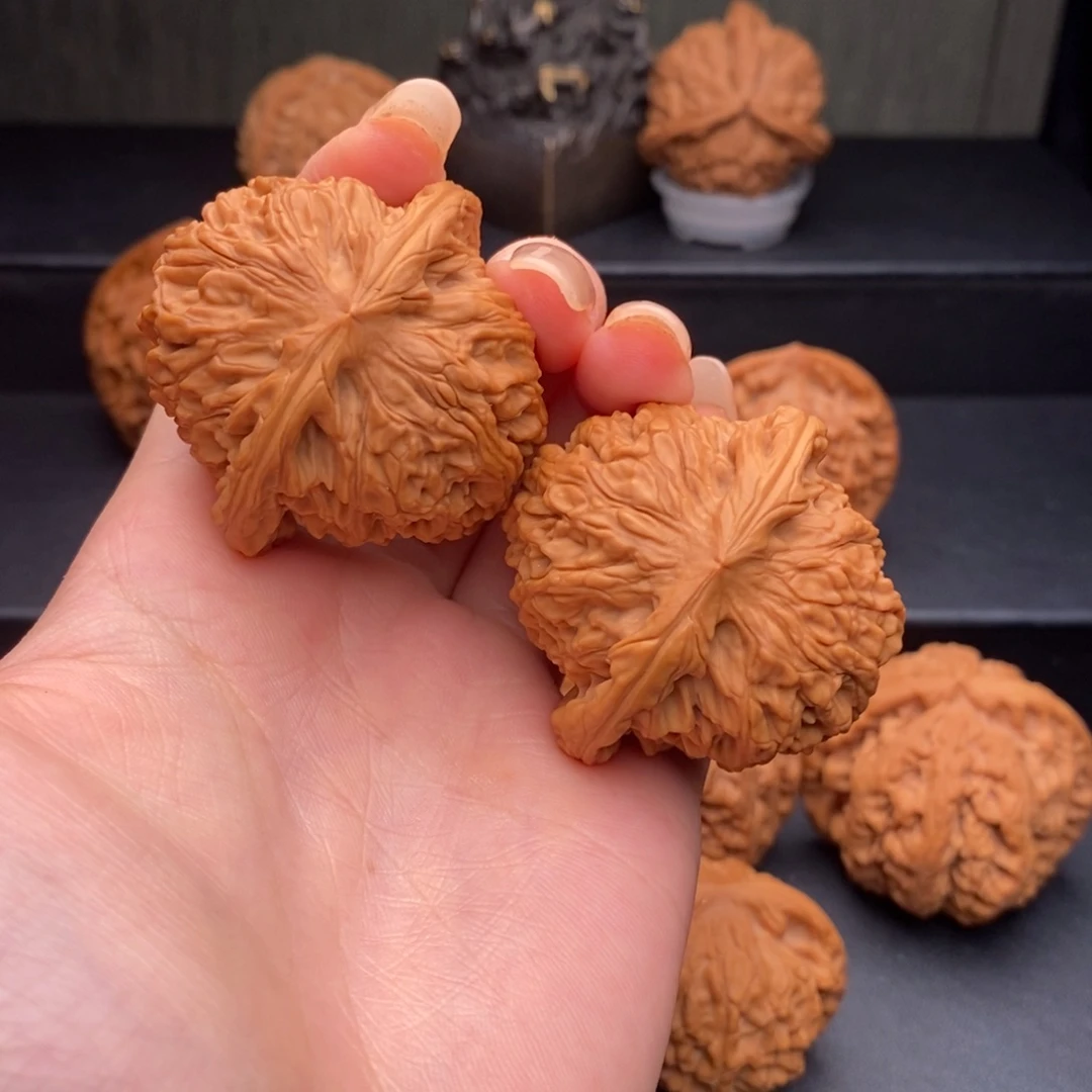 文玩核桃把件徐*轩核老闷43