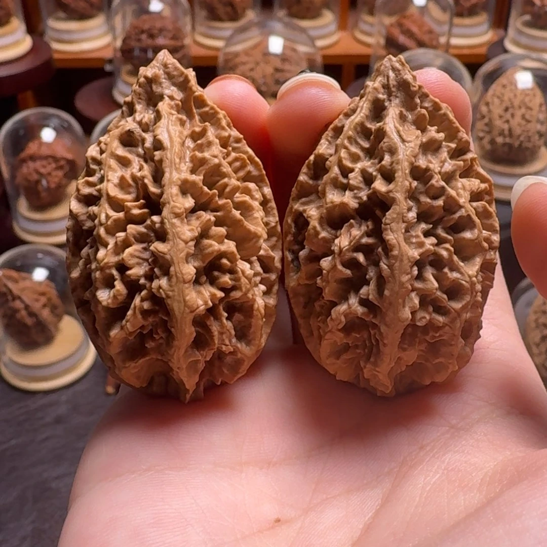 吊坠文玩核桃狼牙棒