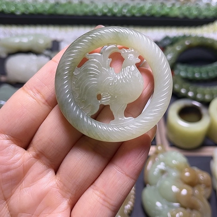 未镶嵌和田玉挂件