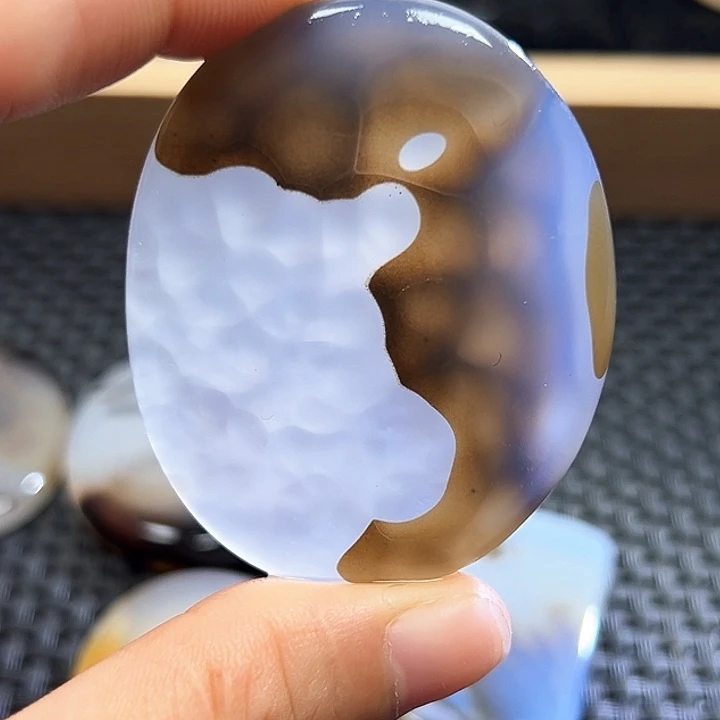 玛瑙/玉髓未镶嵌珠宝半成品