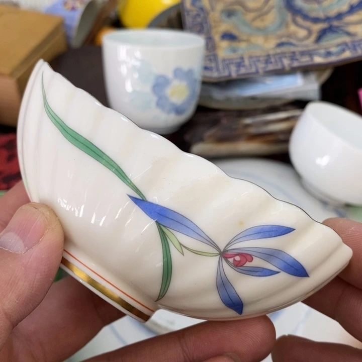 瓷片o o o o o o o