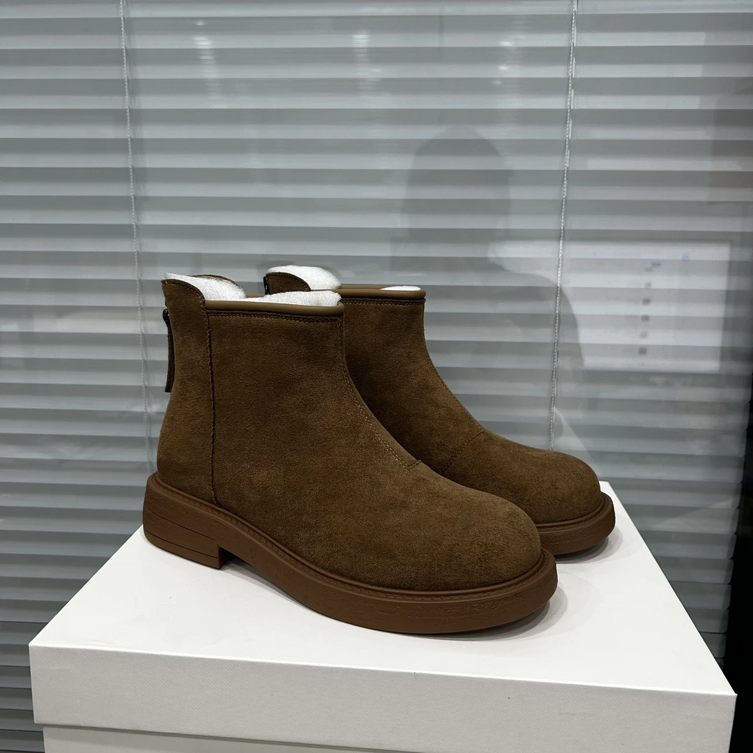 【孤品】马丁靴短靴瘦瘦靴单鞋都是今年的新款百搭时尚